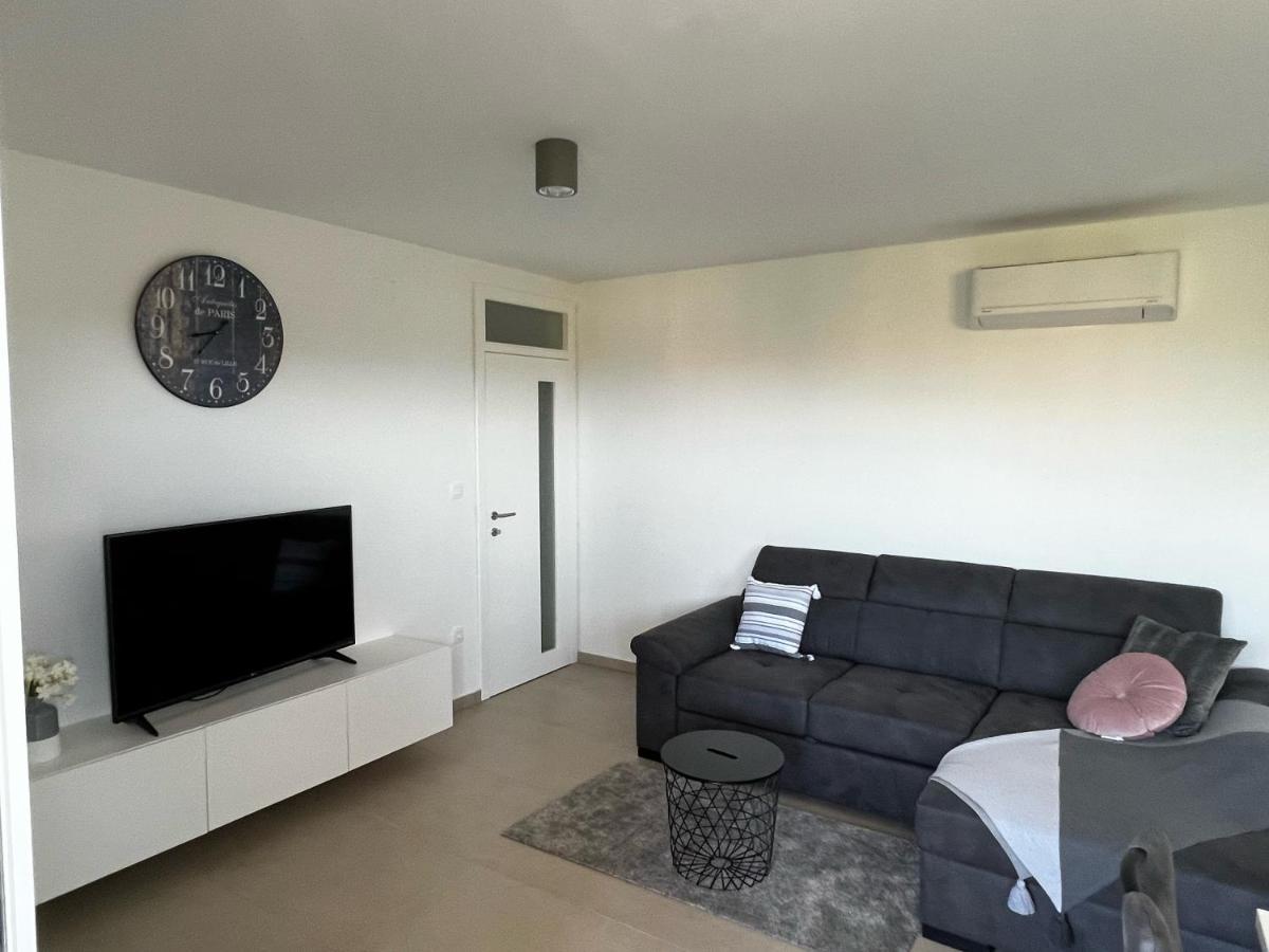Apartman Ana Sveti Anton  Zewnętrze zdjęcie